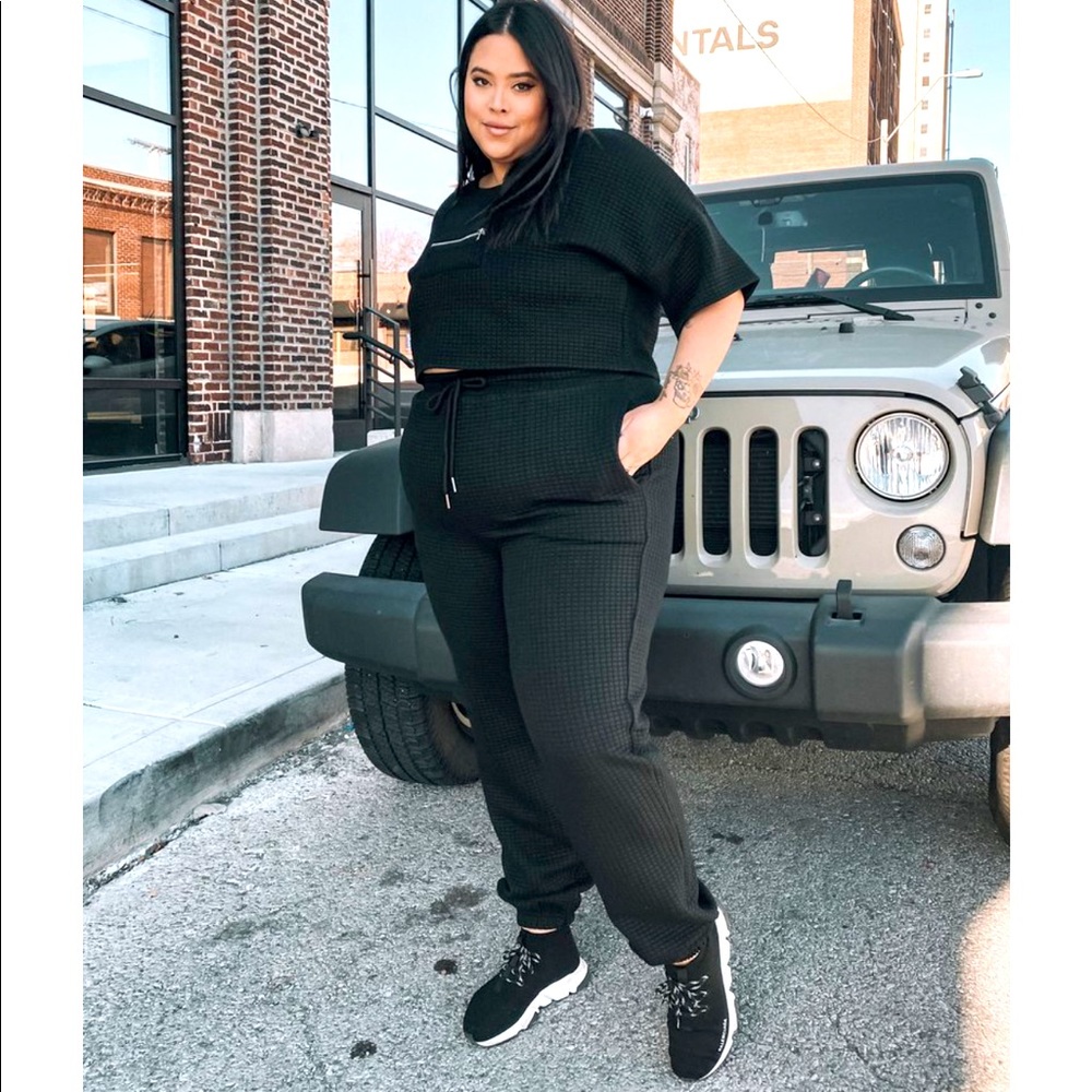TIFFANY JOGGER + Crop SET